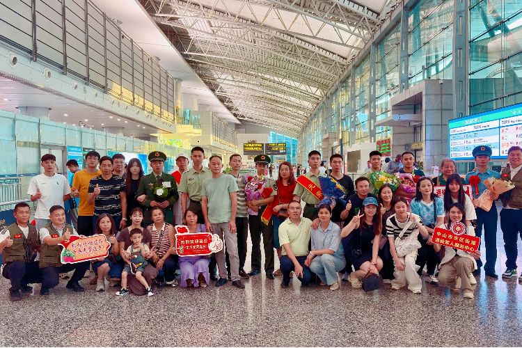 中山多鎮(zhèn)街備好暖心大禮包，送給最可愛的人